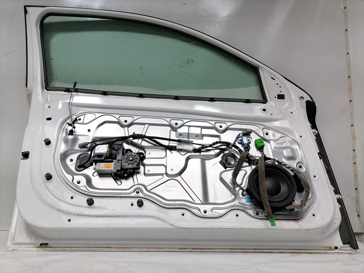 Volvo C30 original T&uuml;r vorn links Ice White Rohbau Bj.2008